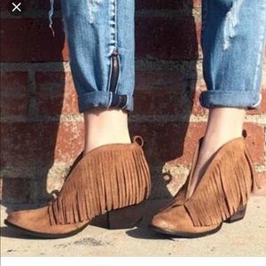Free People fringe ankle boots sz 9.5